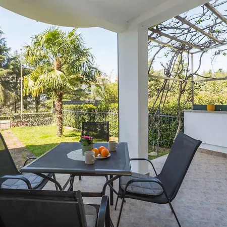 Apartment In Porec/Istrien 10331