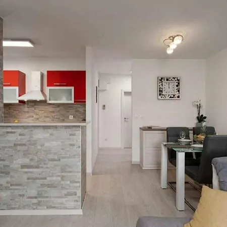Apartment In Porec - Istrien 10331 Apartment